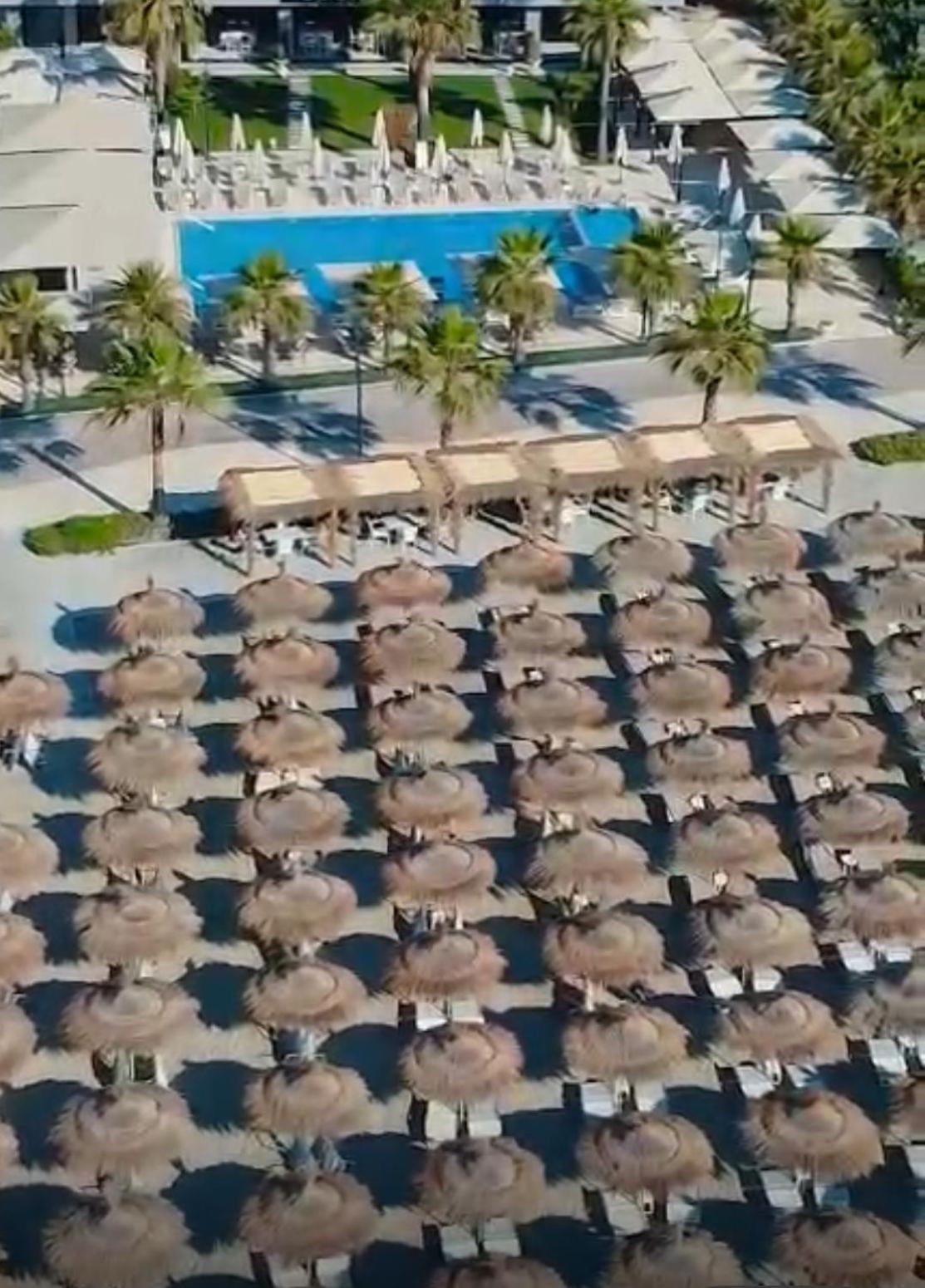 Bounty Hotel Golem  Exterior foto