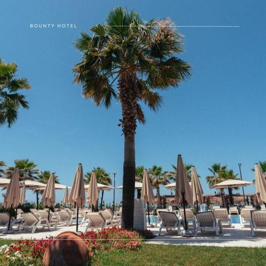 Bounty Hotel Golem  Exterior foto